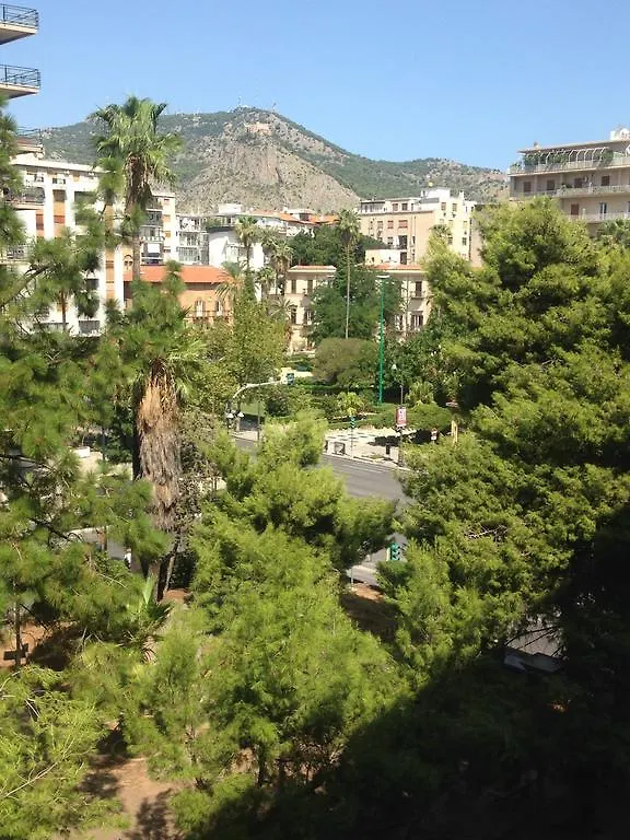 Bed & Breakfast B&B Al Giardino Inglese Palermo