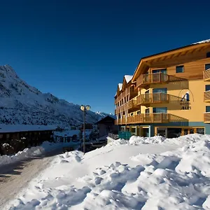 https://hotel-delle-alpi-passo-del-tonale.it-lombardy.com